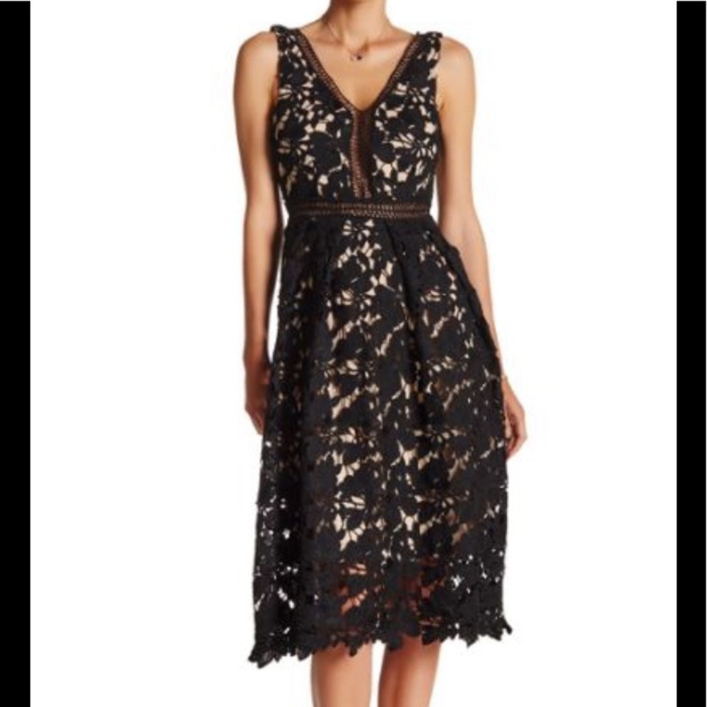 NEW Romeo and Juliet black lace dress